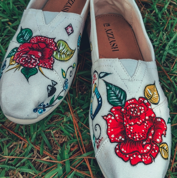 Shoes - Picture 8 of 15